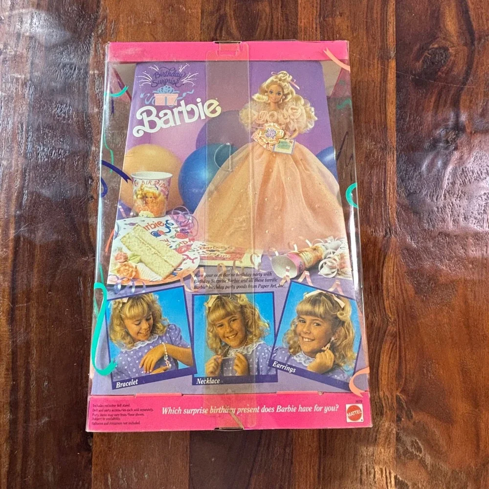 Vintage 1991 Birthday Surprise Barbie Doll Mattel 3679 New in Box Peach Gown